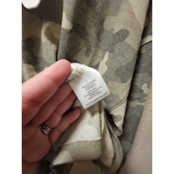 NWT Olive + Oak Olive Camo Long Sleeve Size Large - Picture 4 of 5